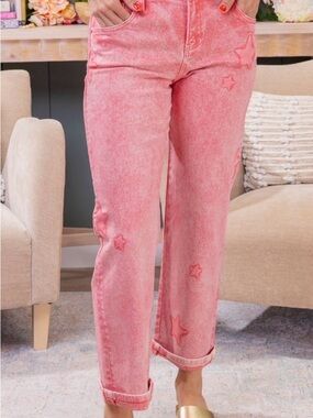 Risen Pink Slouchy Ankle Boyfriend Pants in Star Shade Wash Jeans. 11/30.